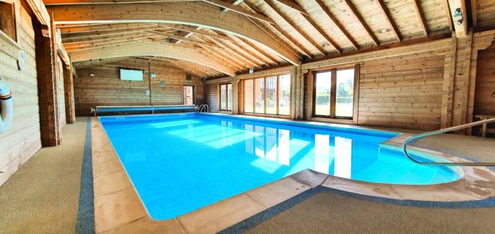 The Victorian Barn, Self-Catering Holidays with Pool and Hot Tubs, Dorset
