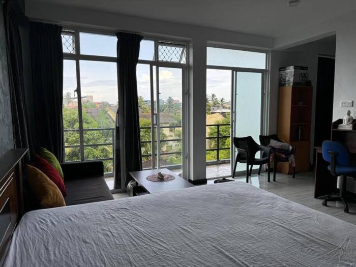 Home 49 - Studio Apartment