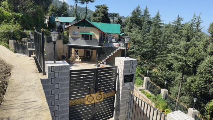 Aditya Homestay Dalhousie