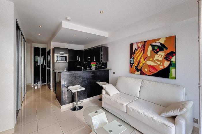 HENRI CAMILLE AGENCY - Bosquets - Studio w terrace close center