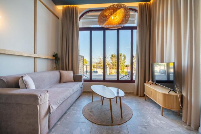 Sunny Nest with a sea view by Salt Apartments