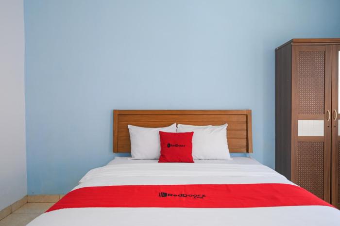 RedDoorz at Debalcon Accomodation Kuta Bali