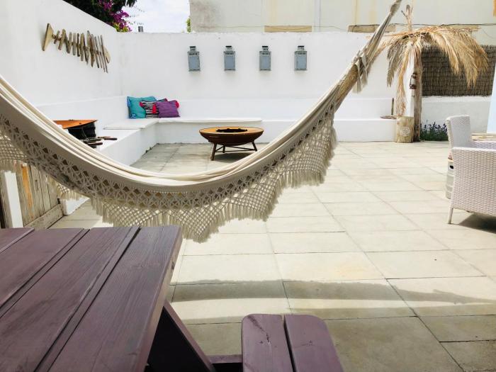 Aloha Beach House H
