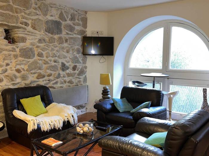 Appartement 46 pers - Résidence centre ville Cauterets - FR-1-234-301