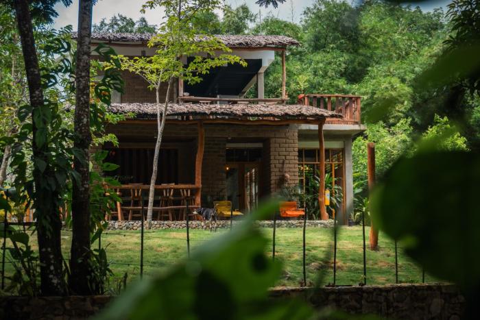 CASA RAÍZ RÍO ANCHO