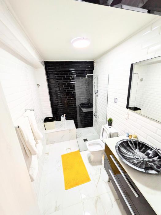 Peaceful Studio Private Garden Office Espresso