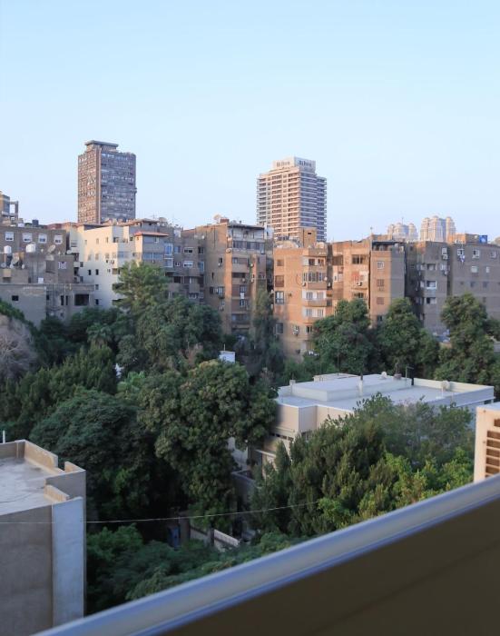 شقه مفروشه بالزمالك