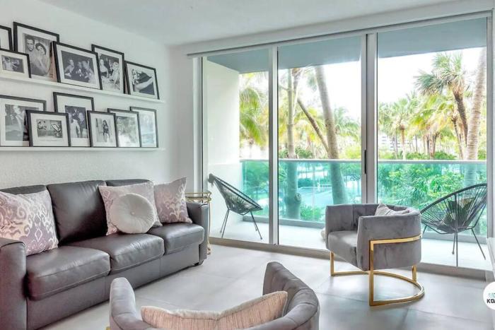 Beach home 1Bed1.5Bath wKing bed at Sian
