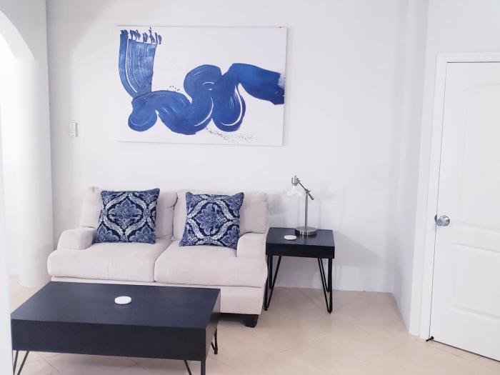 Ivys Luxury Townhouse - 1 bdrm