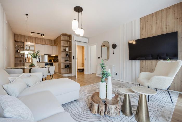 Elegant Premium Apartment with Parking