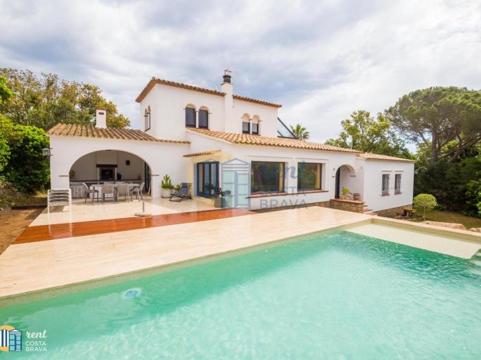 Villa LA KAZ by Rent Costa Brava