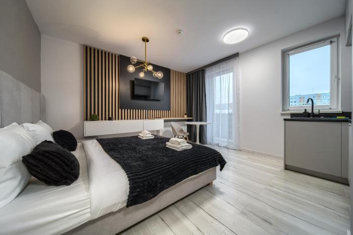 Park Skowroni Deluxe Studio by BookingHost