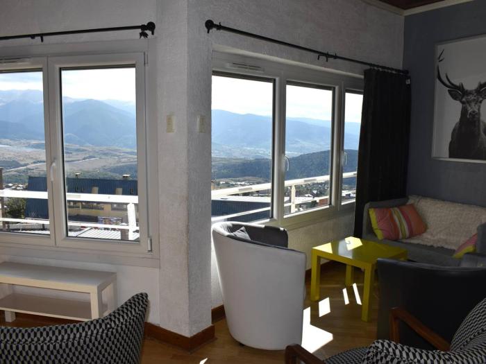 Grand appartement 7 pers en centre-ville de Font-Romeu avec vue sur les Pyrénées - FR-1-580-116