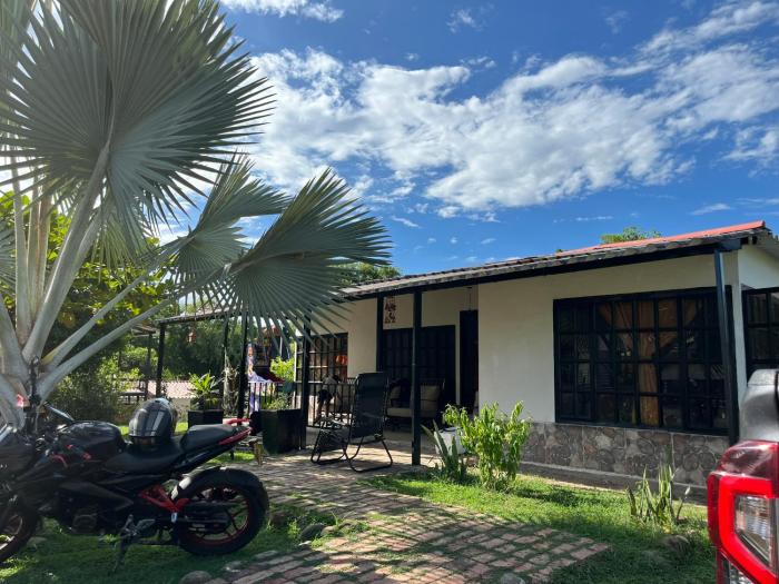 Villa Gloria - Carmen de Apicalá