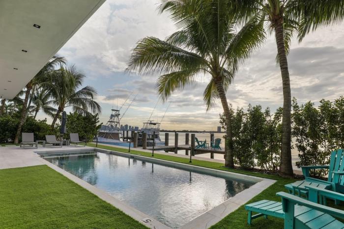 Best Sunset Bayfront - pool jacuzzi pool table