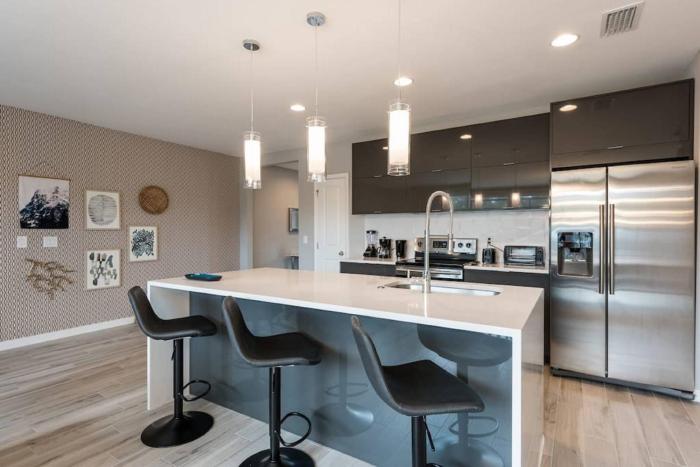 Family and Fun Home with Splash Pool at Le Reve 08