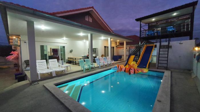 Family Pool Villa Chaam