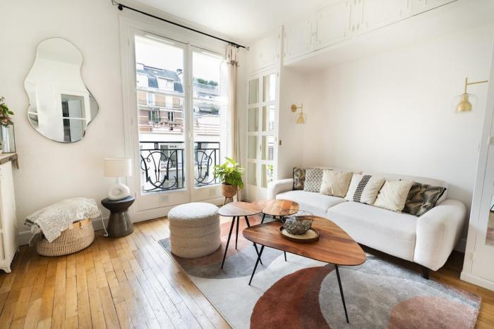 Très lumineux. 1 chambre Batignolles Opéra.