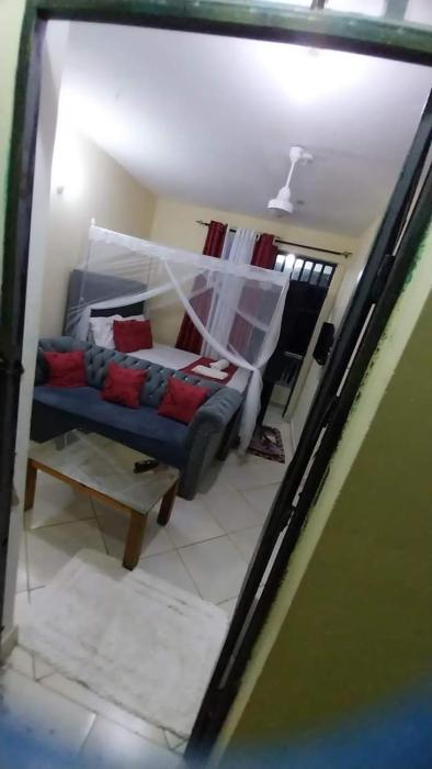 Esther Goodness Studio in Mtwapa