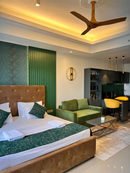 Ocean Breeze Negombo- TidesEnd Luxury Beach Apartments