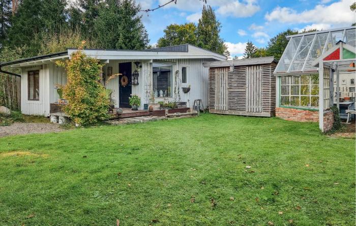 Nice Home In Härryda With Wifi