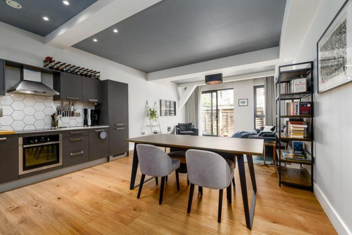 GuestReady - Modern Comfort in Stoke Newington