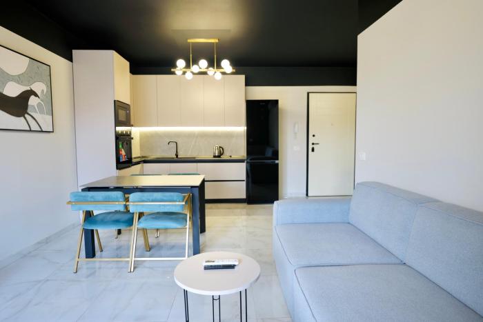 Miku Apartment-Chic 2 Bedroom Escape