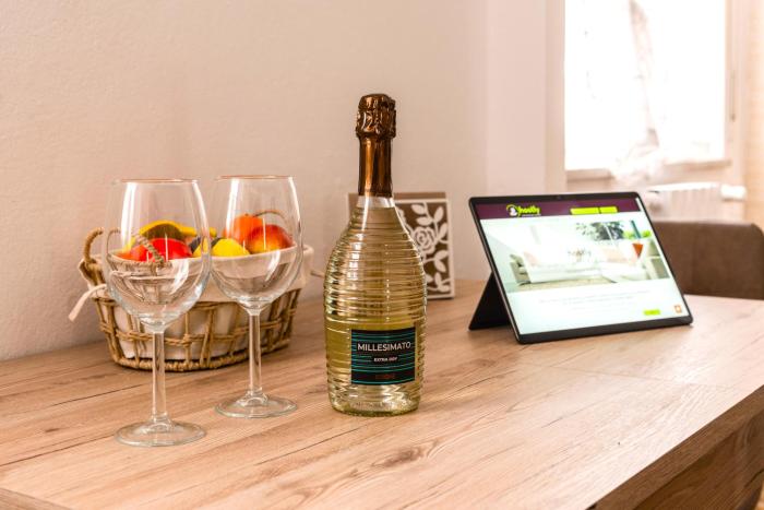 Hostly-Casa Serena-Near the Town Center