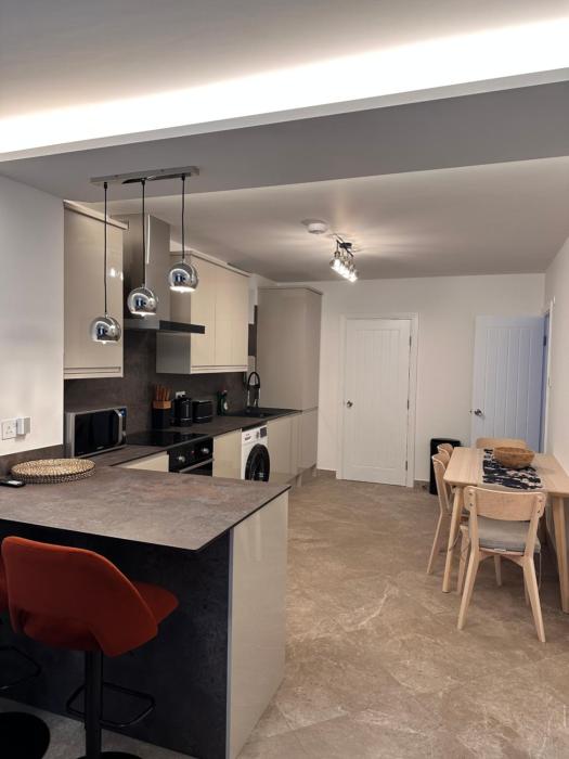 Ayas Snaresbrook Apartment