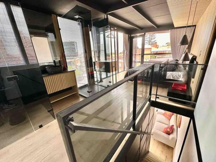 Pent-house with great views and terrace