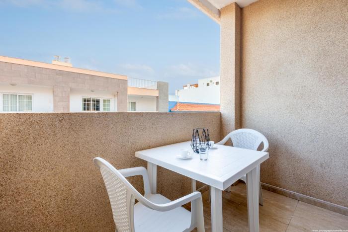 2B Apartamento Abrigos, Wifi y balcón