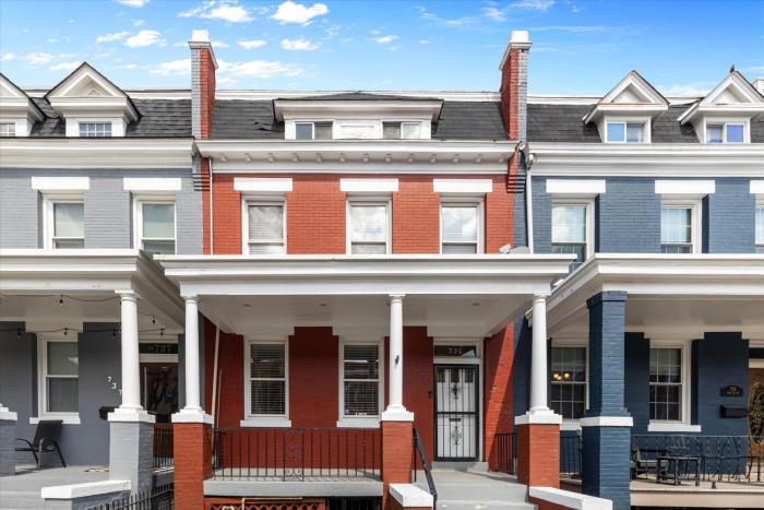 Family & Group Trips to DC - 4-BR Close to METRO