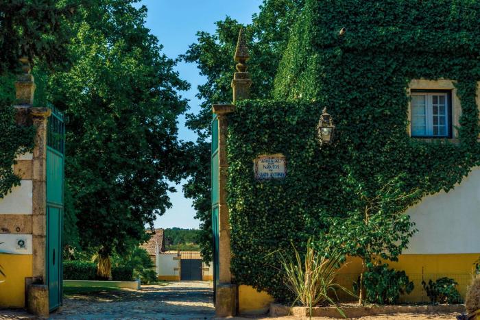 Casa das Naves de Sto António