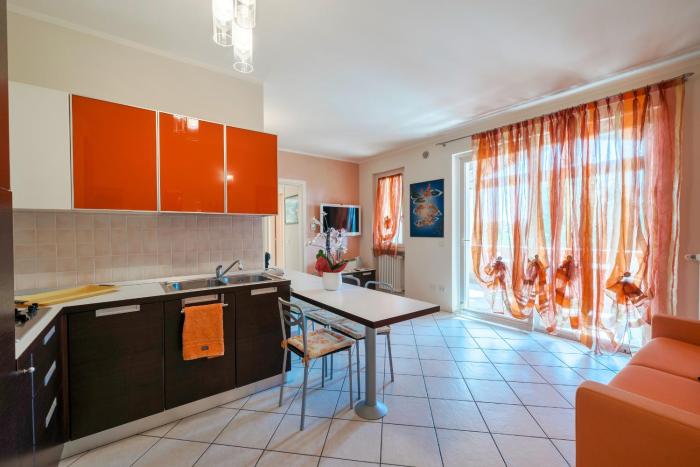 Sisy by the Lake - con piscina e WiFi