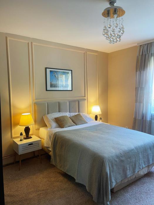 M2 Suite by Central Park