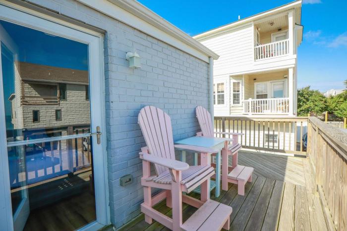 Sojourns Sea Views with Balcony Sleeps 6