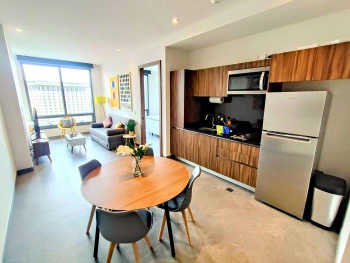 City View Oasis KS Bed, Pool, Hot Tub & Gym