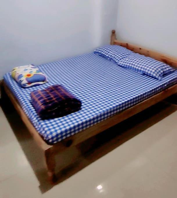 Budget Studio Unit #3 in Camia Street