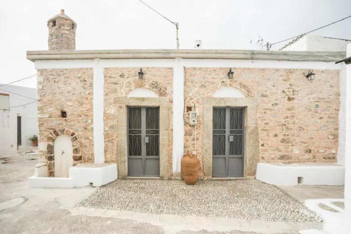 Amarantos-Traditional Village House-Apollona