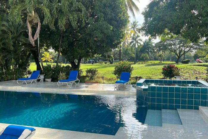 Vista Golf Luxury House