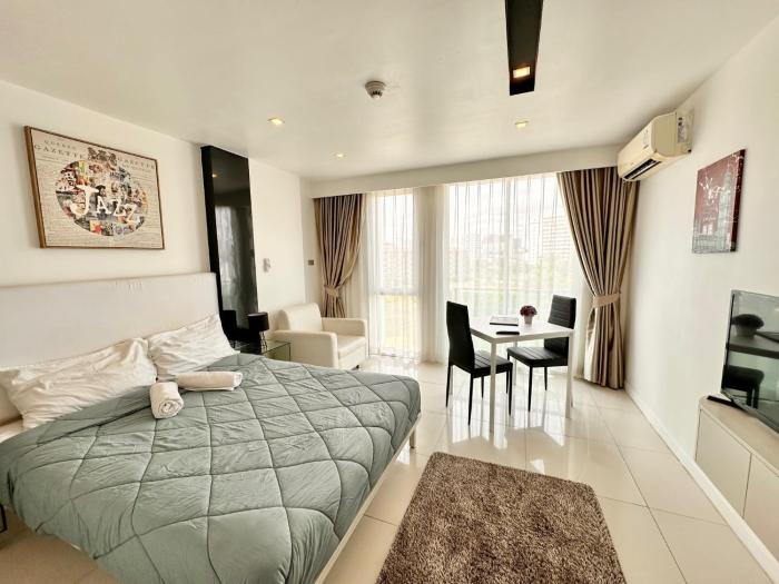 LOVELY STUDIO in City Center Residence