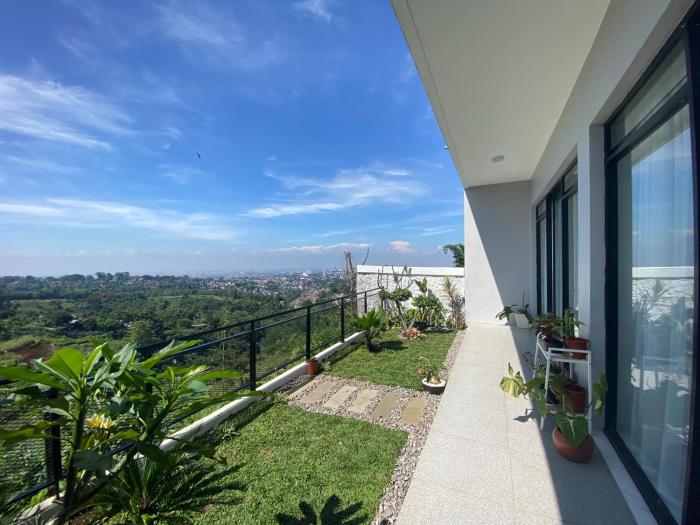 Casa Revanaka Ciumbuleuit Bandung