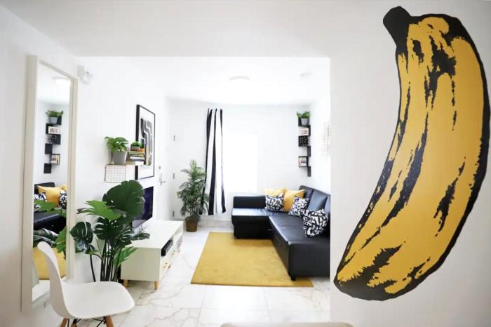 South Beach 2 Bedroom Family & Pet Friendly Apartment with Balcony & Free Parking