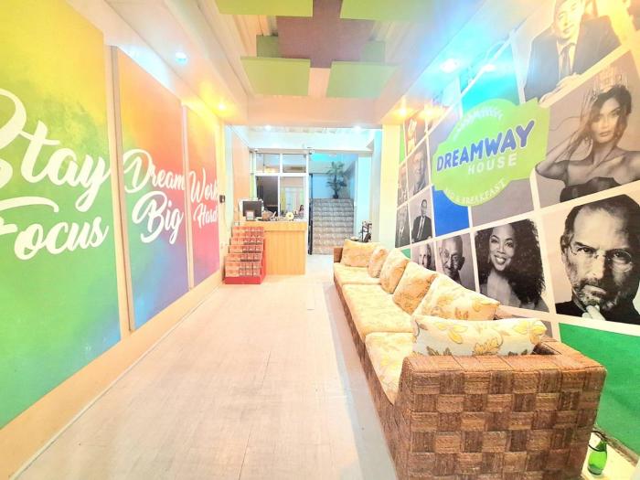 Dreamway House Bed & Breakfast