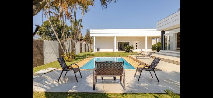 Luxuosa Mansão em Ibiuna