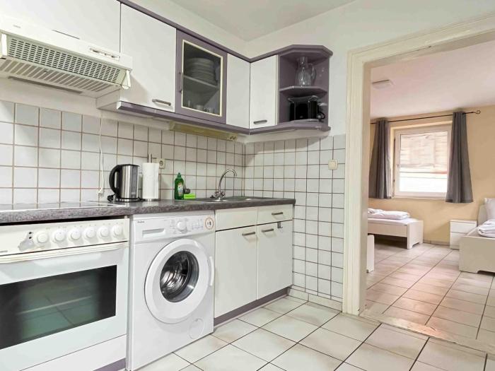 SAD301 - Kleine Monteurwohnung in super Lage