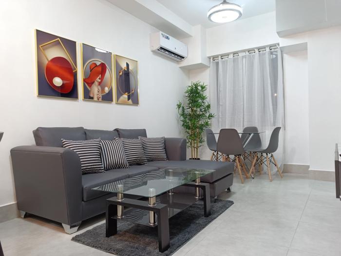 Boca del Mar III, apartamento 411