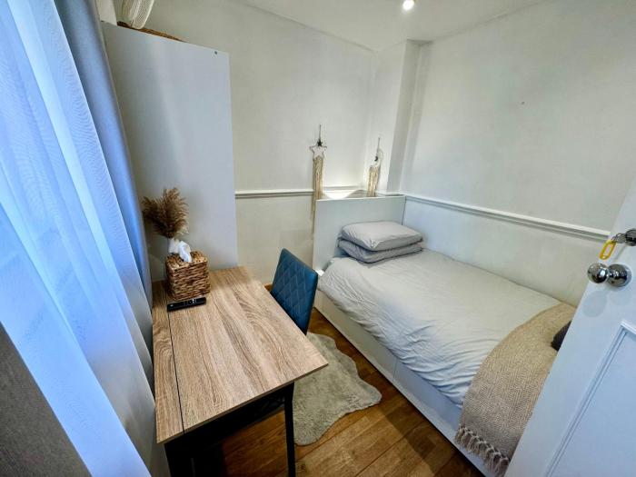 Cosy Single Room for ONE person