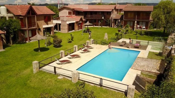 Altos de Brochero Cabañas & Padel