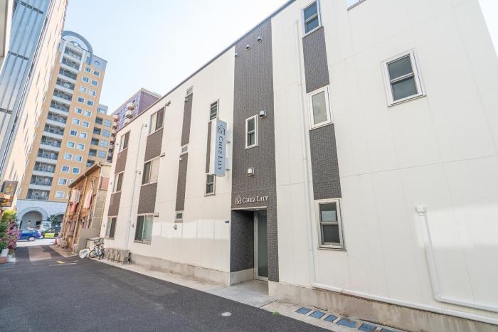 Shinjuku Downtown 1min walk to metro Cozy APT